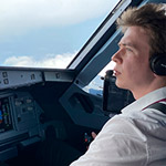 Ksawery Karny – First Officer at Wizzair – Andorra Aviation Academy student review